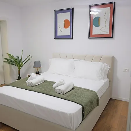 Gs Center تيرانا